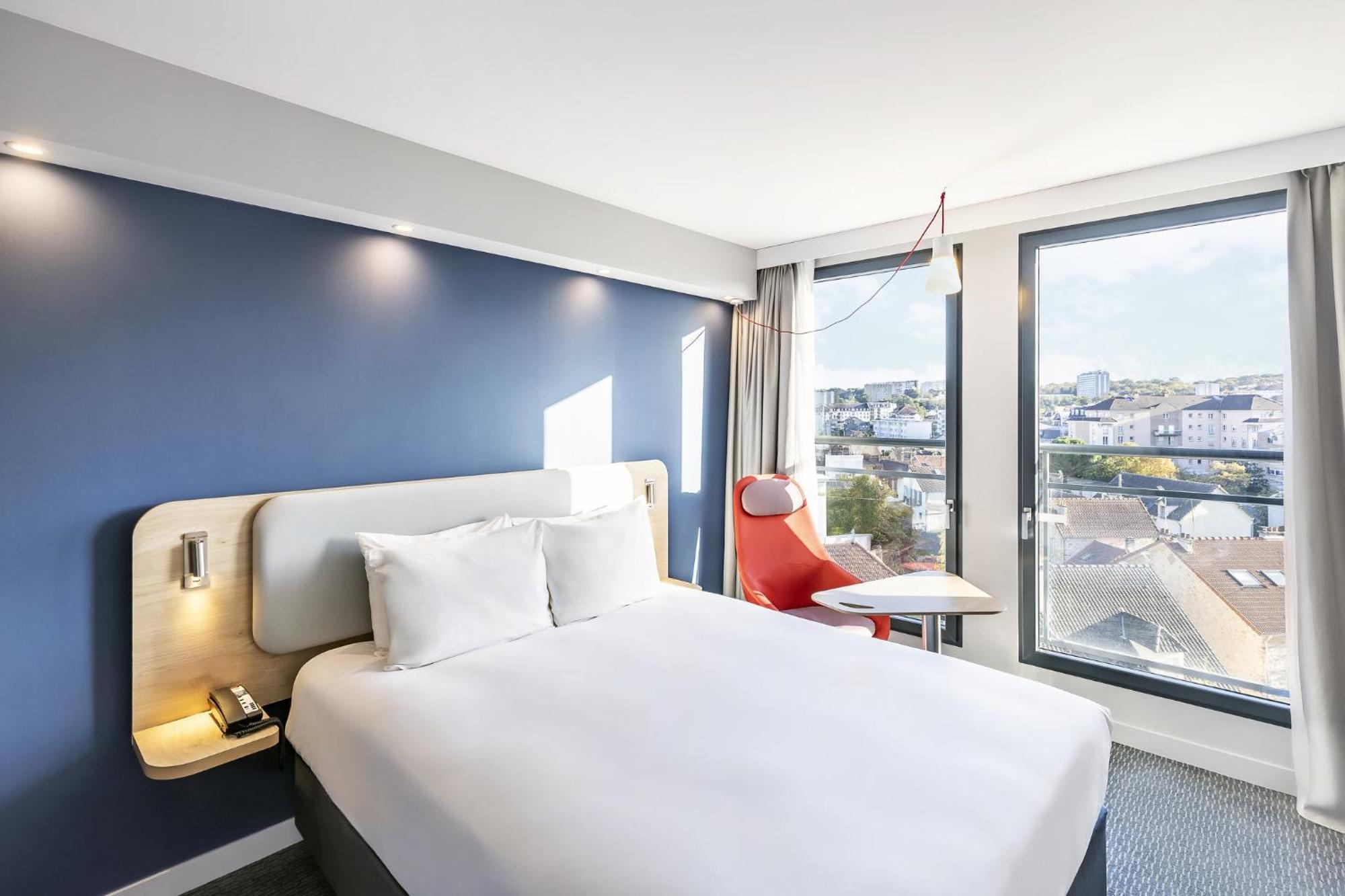 Holiday Inn Express Paris - Poissy By Ihg Dış mekan fotoğraf