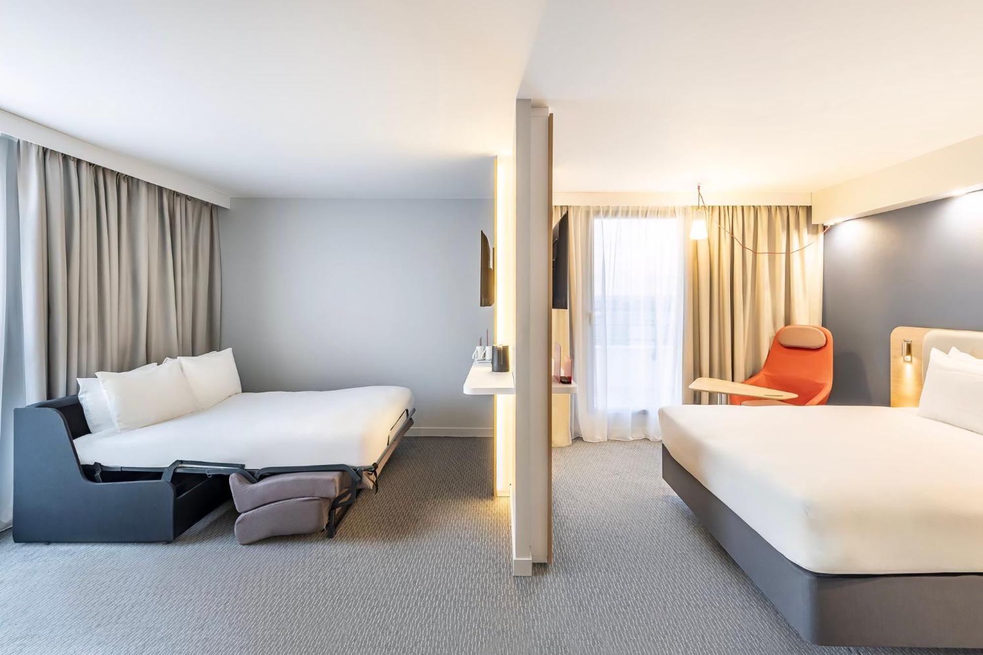Holiday Inn Express Paris - Poissy By Ihg Dış mekan fotoğraf